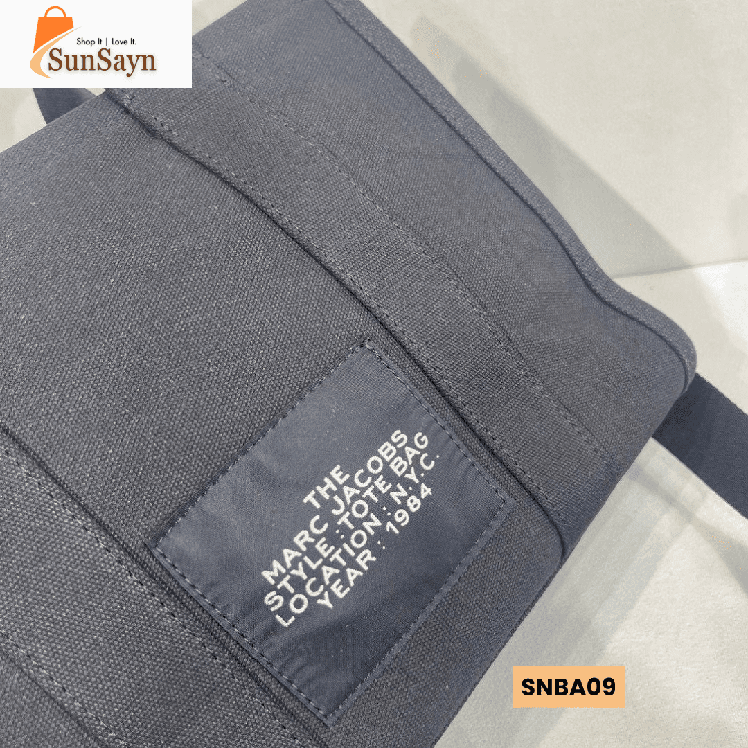 MARC JACOBS THE TOTE bag 33*27*12cm | Luxury TOTE bags for every person in Dubai UAE - Image 7